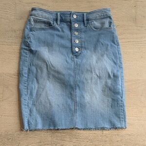 Banana Republic Denim Button-Front Skirt Size 6